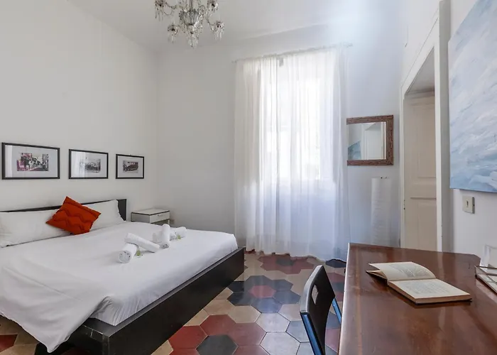 Spanish Steps Charming Apartment Rom