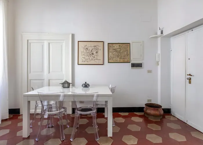 Spanish Steps Charming Apartment *